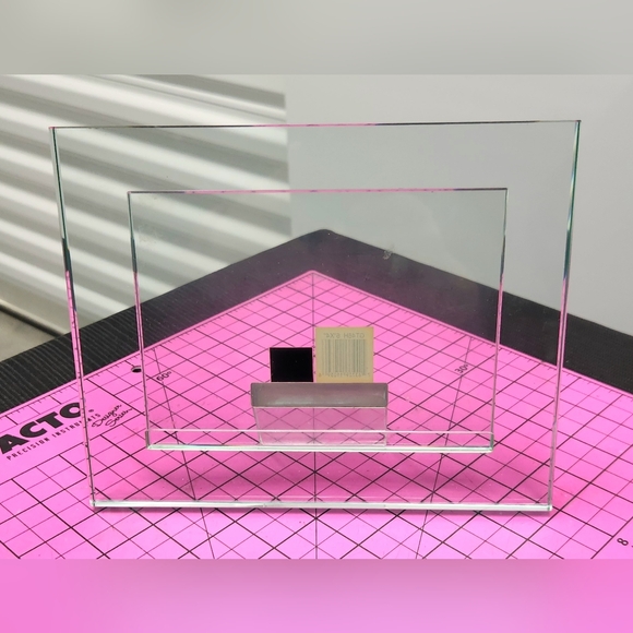 Vintage Frameless 6x4 Horizontal Glass Floating Picture Frame - Picture 4 of 7